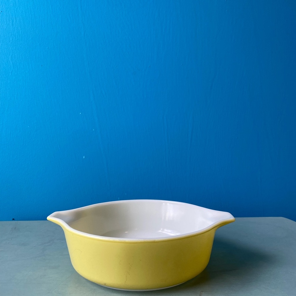 (2 for $15) Vintage Pyrex Yellow Casserole Dish